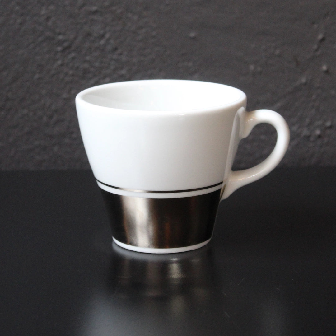 Silver Tea Cup / Cafe Latte